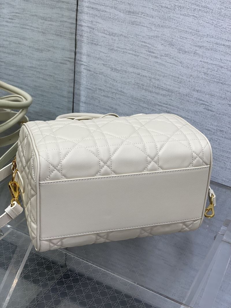 chr1st1an D10r boston bags
